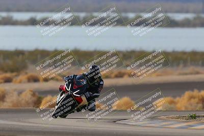 media/Dec-18-2022-SoCal Trackdays (Sun) [[8099a50955]]/Turn 14 (940am)/